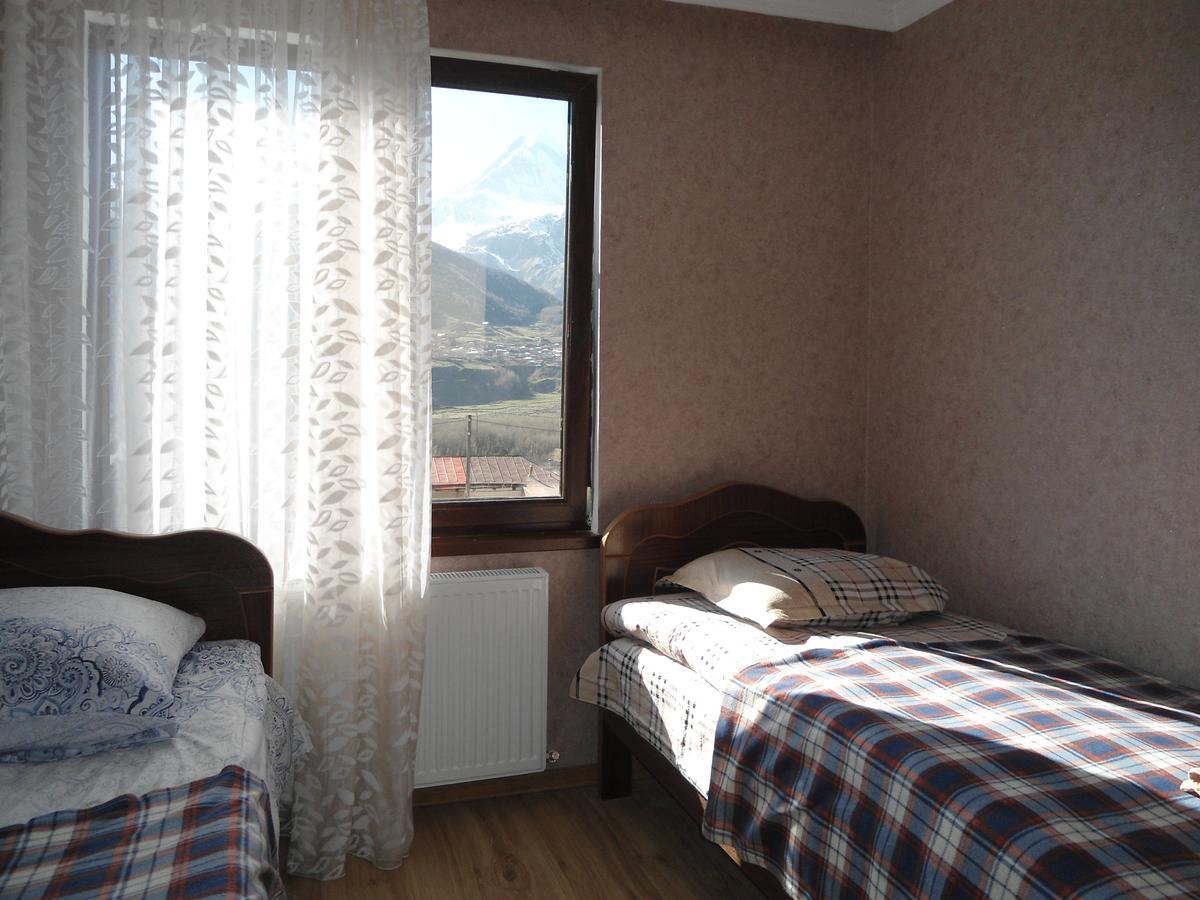 Guest House Sunset Kasbegi Buitenkant foto